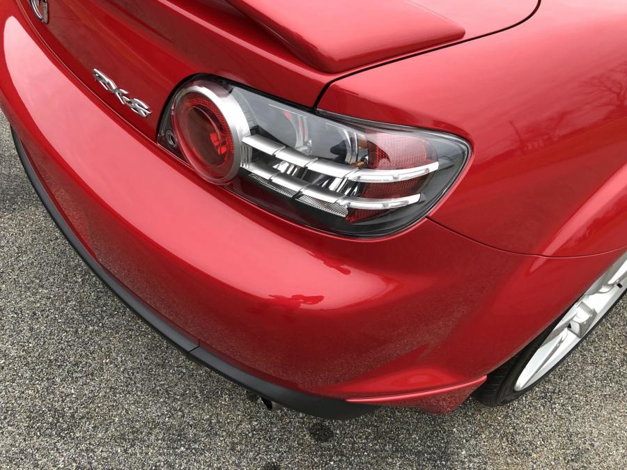 Детали экстерьера Mazda RX-8 2005 года  (фото 97 из 197)